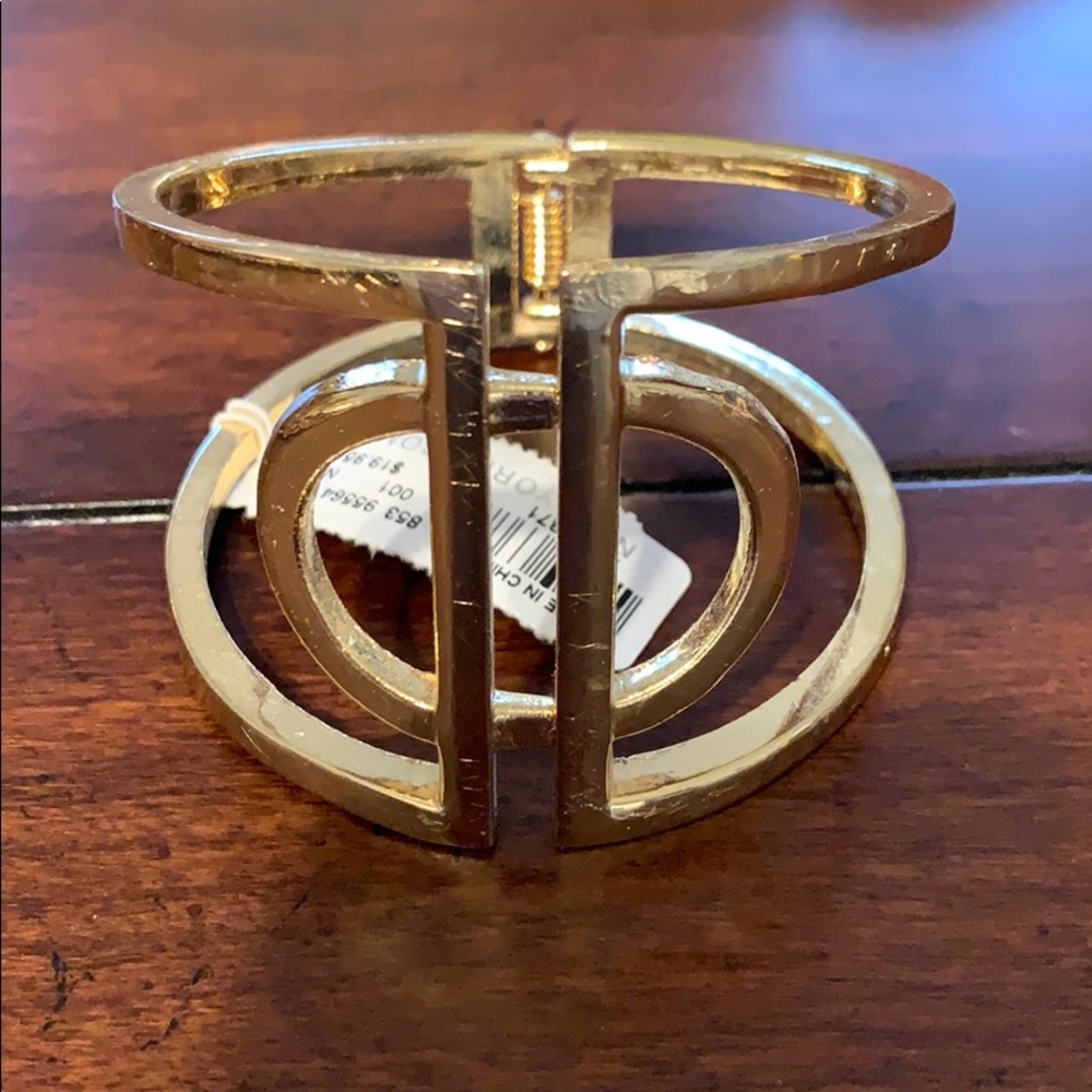 Gold-tone bracelet (New York & Company)